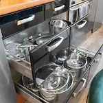 Tolles Design, Hochwertig, Vollausstattung, 3 Zimmer, Grosses Bad & Gaeste-wc, Grosse Kueche, 3 X Smart Tv, 11 Min Zum Hbf 뒤스부르크