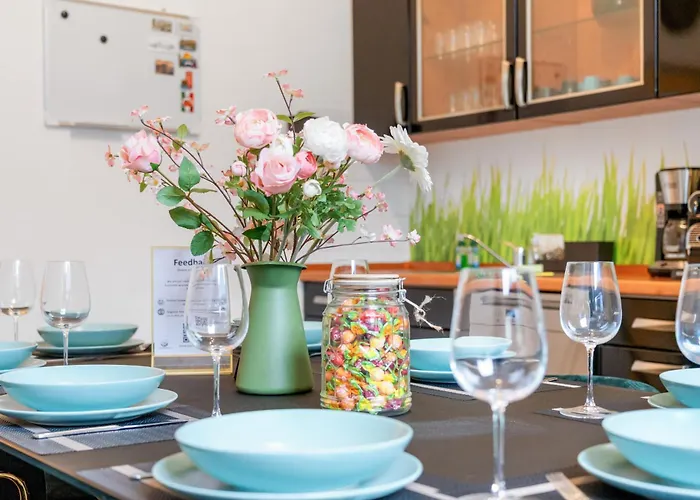 Tolles Design, Hochwertig, Vollausstattung, 3 Zimmer, Großes Bad&gäste-wc, Große Küche, 3 X Smart Tv, 11 Min Zum Hbf Apartment Duisburg