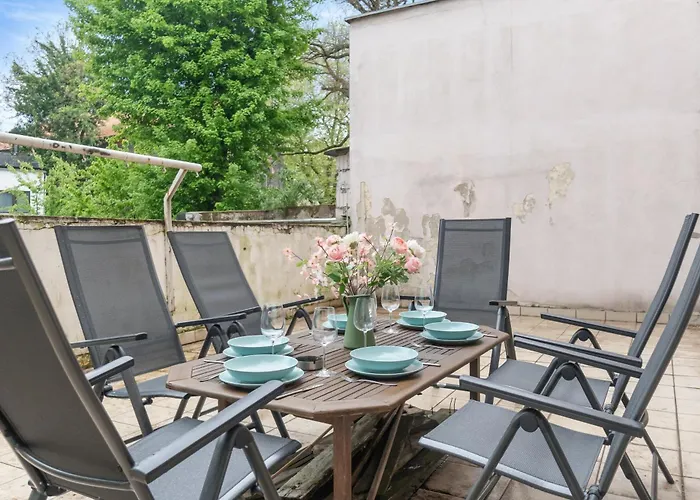 Tolles Design, Hochwertig, Vollausstattung, 3 Zimmer, Großes Bad&gäste-wc, Große Küche, 3 X Smart Tv, 11 Min Zum Hbf Apartment *